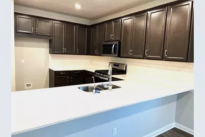 302 Marjorie Drive, Hutto, TX 78634 - Photo 5