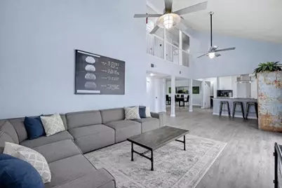 827 Briarcliff Drive, San Antonio, TX 78213 - Photo 3