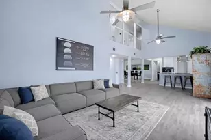 827 Briarcliff Dr, San Antonio, TX 78213 - Photo 3