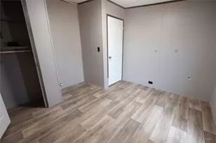 110 Arosa Dr, Elgin, TX 78621 - Photo 27