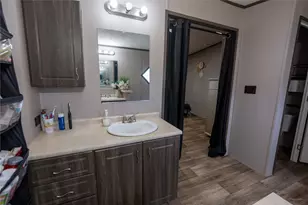 110 Arosa Dr, Elgin, TX 78621 - Photo 17