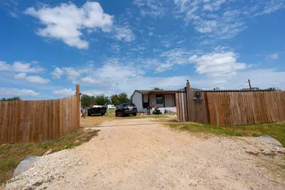 110 Arosa Drive, Elgin, TX 78621 - Photo 3