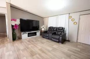 110 Arosa Dr, Elgin, TX 78621 - Photo 11