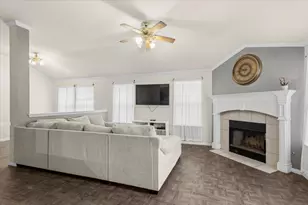 281 Leonardo St, Kyle, TX 78640 - Photo 5
