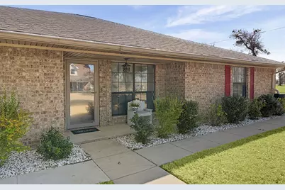 1601 Sunset Circle, Cameron, TX 76520 - Photo 3