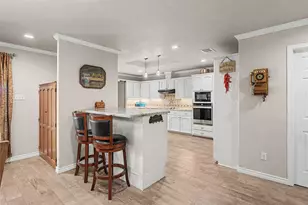 1601 Sunset Cir, Cameron, TX 76520 - Photo 15