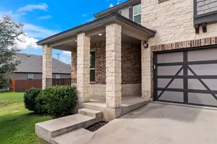 214 Saranac Dr, Elgin, TX 78621 - Photo 3
