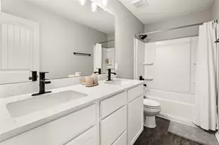 214 Saranac Dr, Elgin, TX 78621 - Photo 19