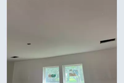 112 W Ila Street, Elgin, TX 78621 - Photo 23