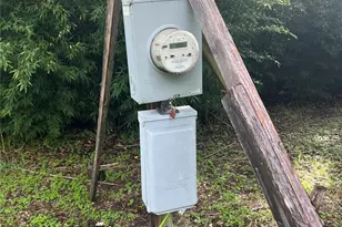 112 W Ila St, Elgin, TX 78621 - Photo 25