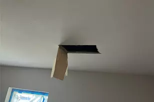 112 W Ila St, Elgin, TX 78621 - Photo 21