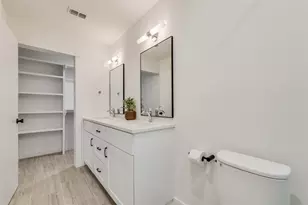 1707 Fawn Dr, Austin, TX 78741 - Photo 27