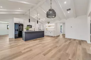 1707 Fawn Dr, Austin, TX 78741 - Photo 9