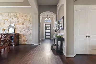 210 Lake Como Drive, Lakeway, TX 78734 - Photo 7