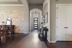 210 Lake Como Dr, Lakeway, TX 78734 - Photo 7