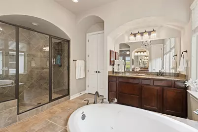 210 Lake Como Drive, Lakeway, TX 78734 - Photo 25