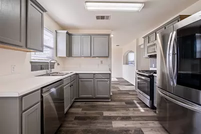 104 Pond Way, Hutto, TX 78634 - Photo 11