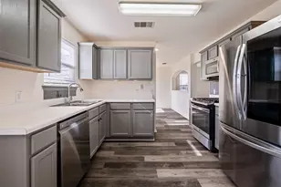 104 Pond Way, Hutto, TX 78634 - Photo 11