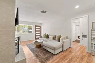 2802 Catalina Dr, Austin, TX 78741 - Photo 5