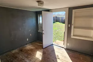 504 W Luce St, Llano, TX 78643 - Photo 9