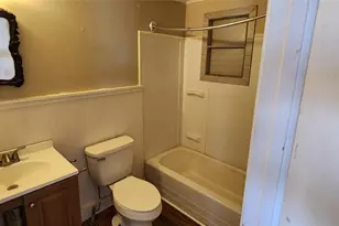 504 W Luce St, Llano, TX 78643 - Photo 11