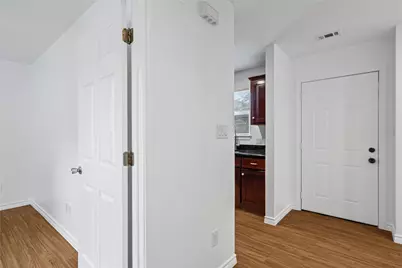 1611 E 13th Street #B, Austin, TX 78702 - Photo 5