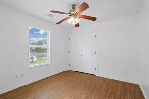 1611 E 13th St, Austin, TX 78702 - Photo 11