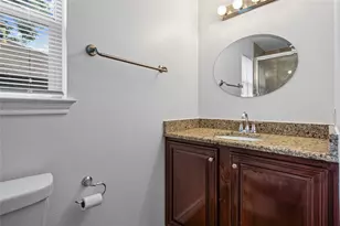 1611 E 13th St, Austin, TX 78702 - Photo 13