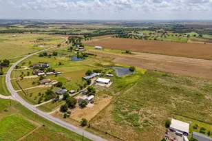 2701 Windy Ridge Rd, Taylor, TX 76574 - Photo 27