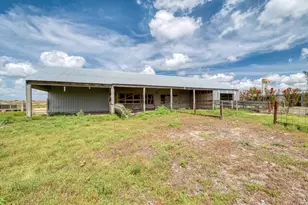 2701 Windy Ridge Rd, Taylor, TX 76574 - Photo 21