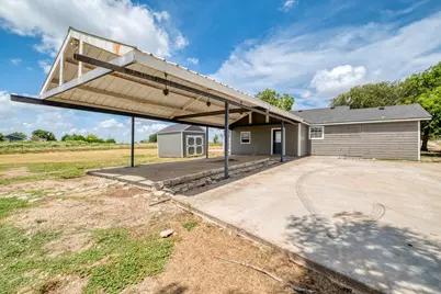 2701 Windy Ridge Road, Taylor, TX 76574 - Photo 5