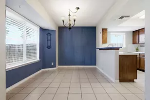 8509 Slant Oak Dr, Austin, TX 78729 - Photo 5