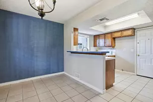 8509 Slant Oak Dr, Austin, TX 78729 - Photo 9