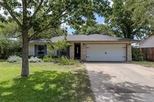8509 Slant Oak Dr, Austin, TX 78729 - Photo 3