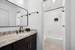 3202 French Pl, Austin, TX 78722 - Photo 15