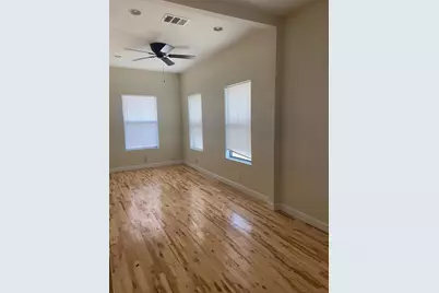 1034 Magnolia Street, Lockhart, TX 78644 - Photo 11