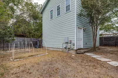 1604 Walnut Avenue #A, Austin, TX 78702 - Photo 25