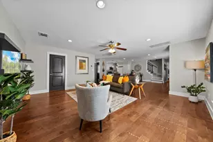 3001 Maplelawn Cir, Austin, TX 78723 - Photo 15