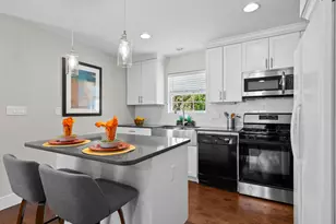 3001 Maplelawn Cir, Austin, TX 78723 - Photo 3
