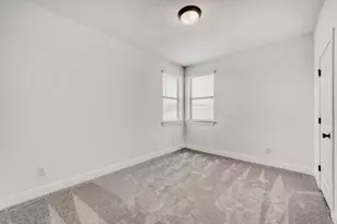 116 International St, Buda, TX 78610 - Photo 17