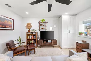 1616 Webberville Rd, Austin, TX 78721 - Photo 11