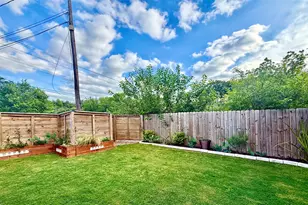 1616 Webberville Rd, Austin, TX 78721 - Photo 3