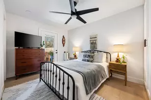 1616 Webberville Rd, Austin, TX 78721 - Photo 9