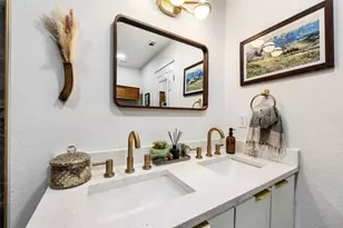 1616 Webberville Rd, Austin, TX 78721 - Photo 17