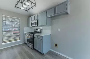 1807 Parkwood Dr, Leander, TX 78641 - Photo 11