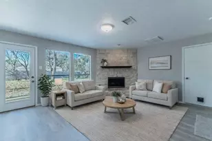 1807 Parkwood Dr, Leander, TX 78641 - Photo 5