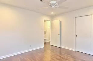 8107 Lazy Ln, Austin, TX 78757 - Photo 25