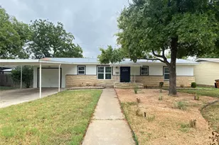 8107 Lazy Ln, Austin, TX 78757 - Photo 3