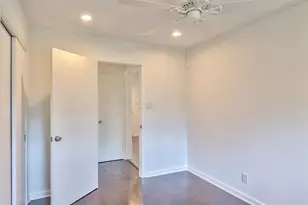8107 Lazy Ln, Austin, TX 78757 - Photo 17