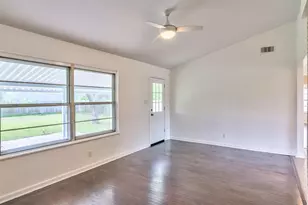8107 Lazy Ln, Austin, TX 78757 - Photo 15
